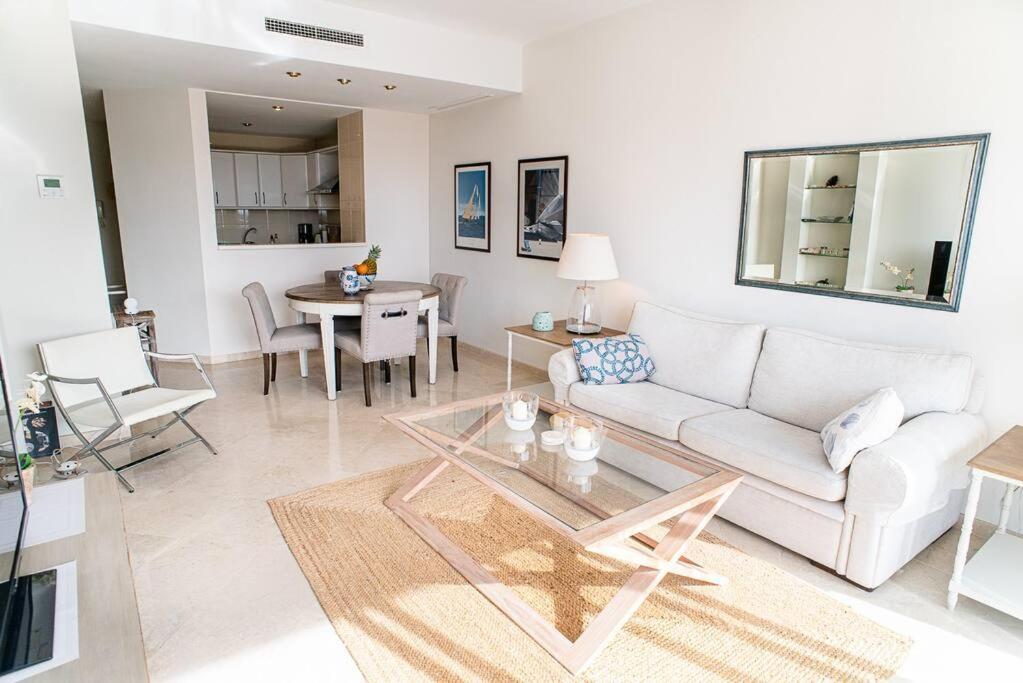 Great View In Elviria Apartemen Marbella